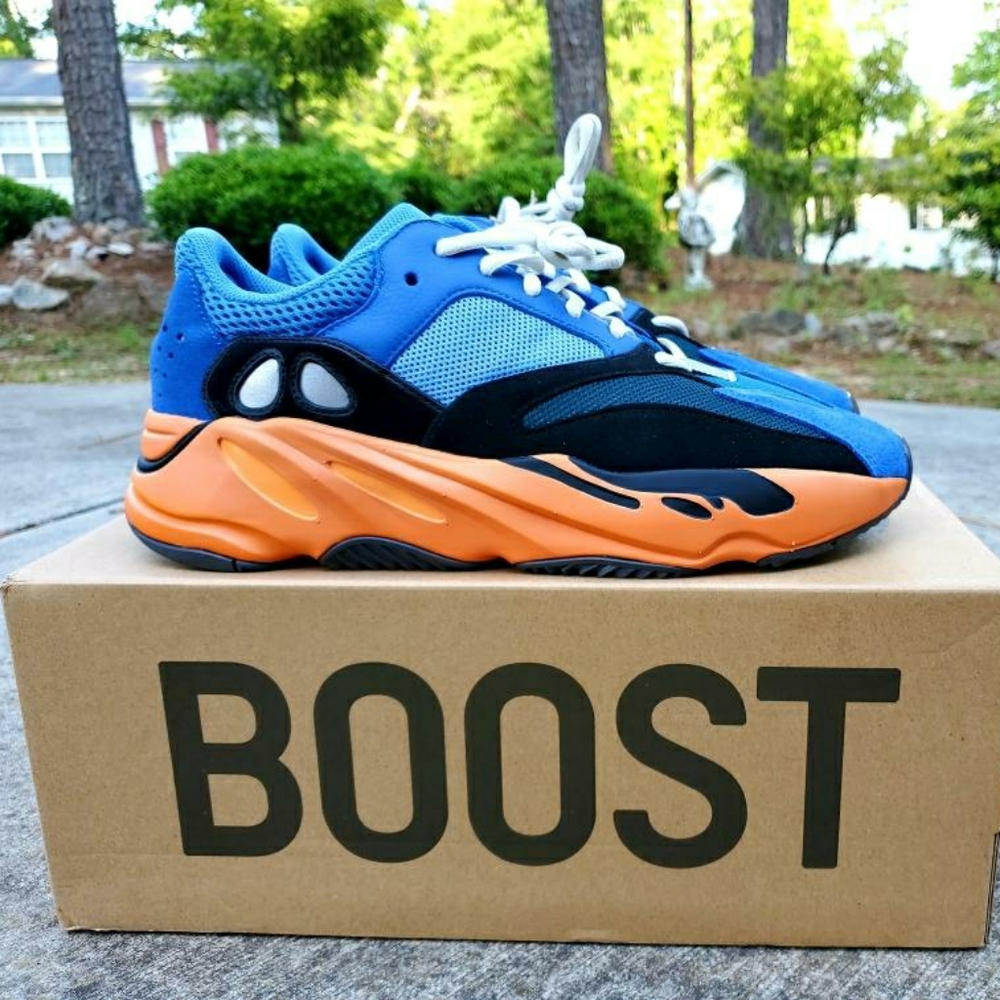 Yeezy 700
